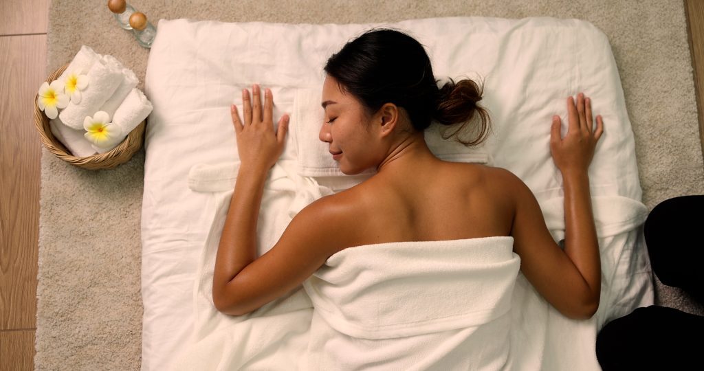 massagem ajuda no sono